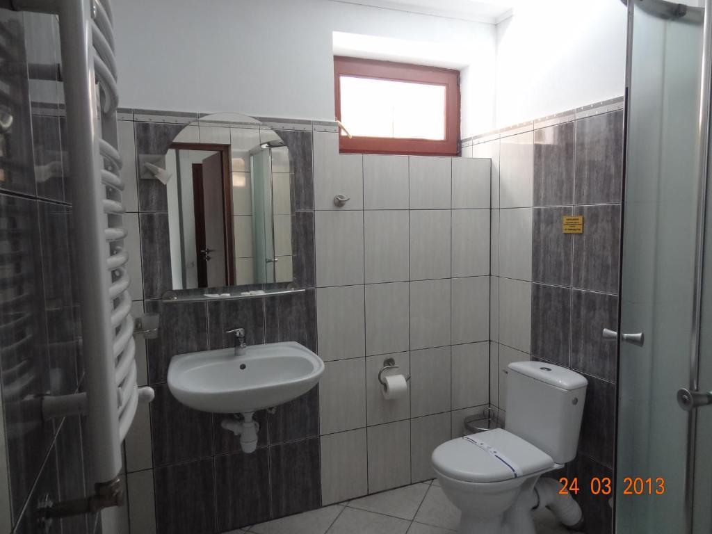 Alpenhof Pansion Hotel Slavske Bilik gambar