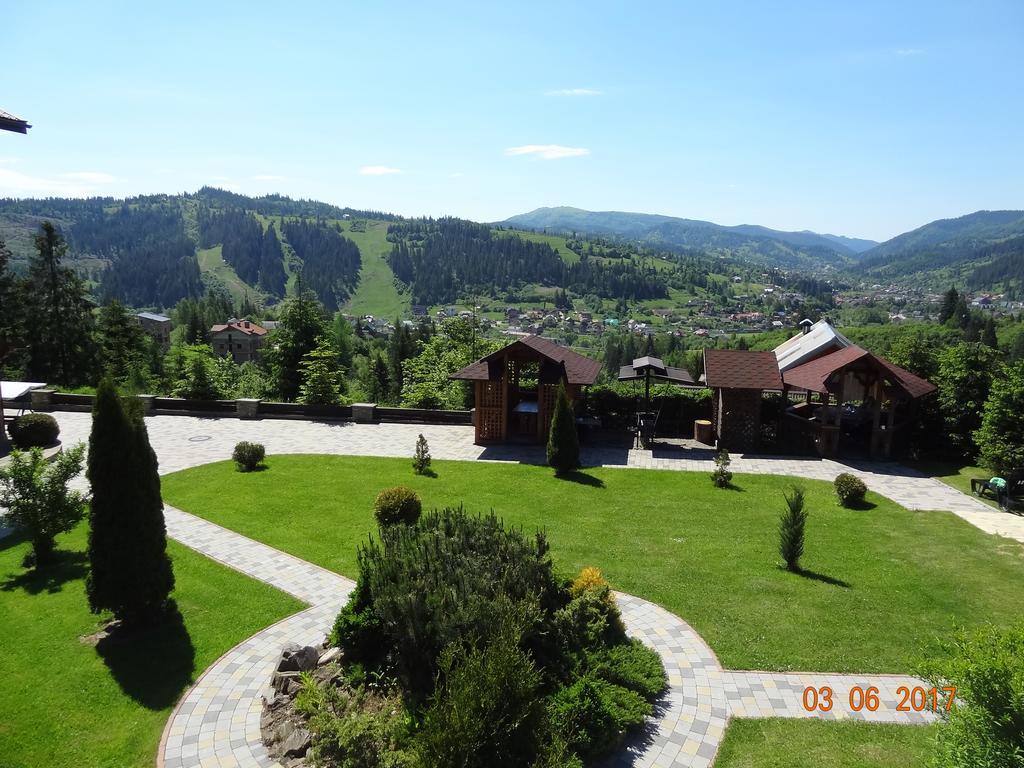 Alpenhof Pansion Hotel Slavske Luaran gambar
