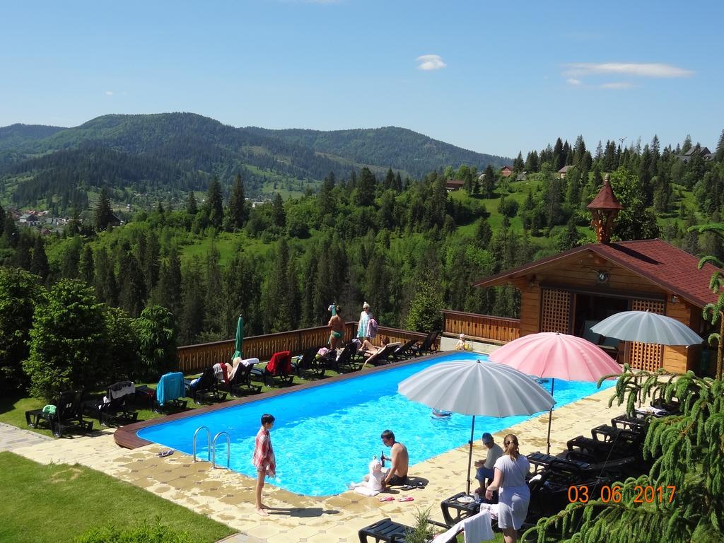 Alpenhof Pansion Hotel Slavske Luaran gambar