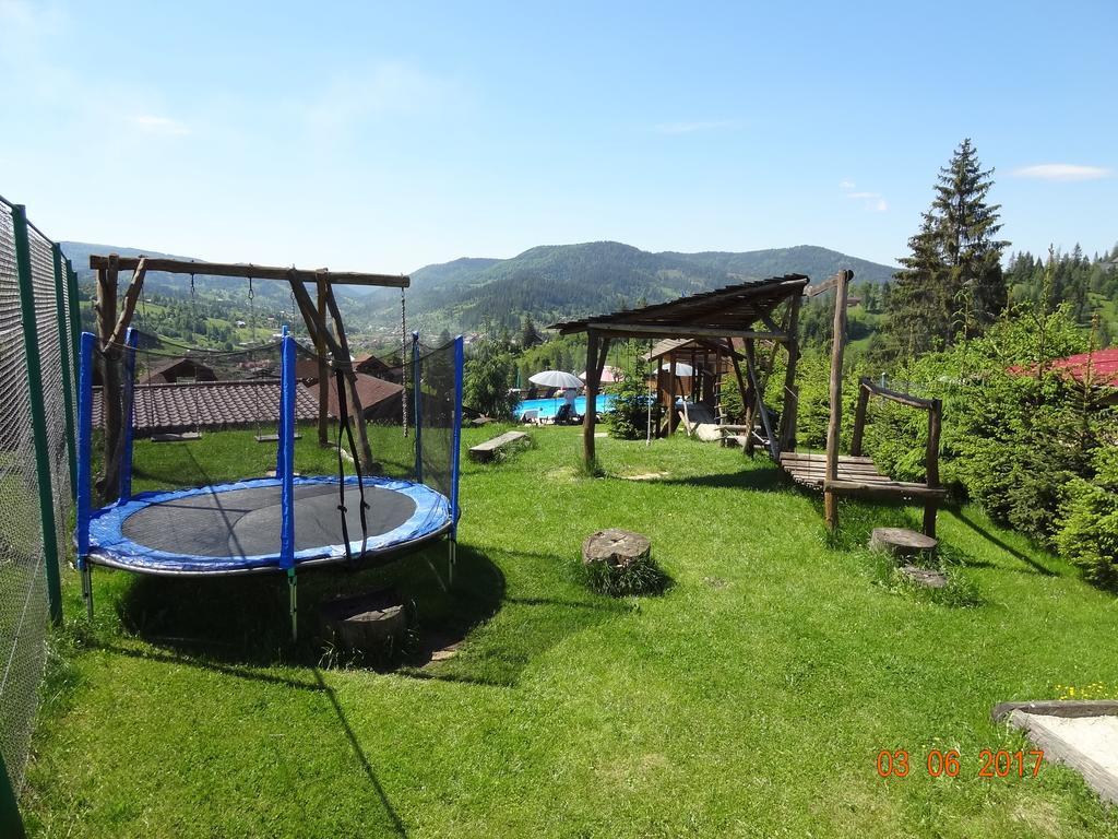 Alpenhof Pansion Hotel Slavske Luaran gambar